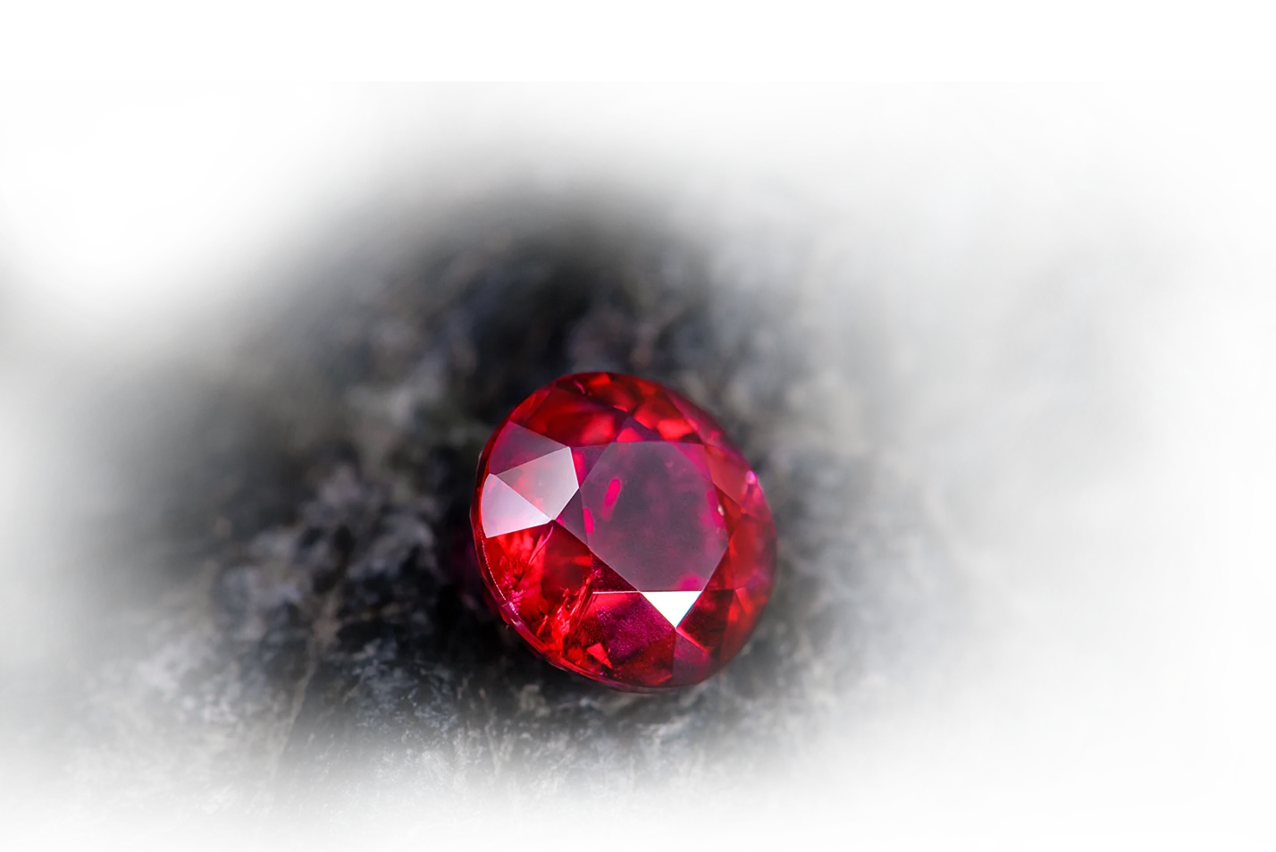 Eternal Collections｜Collector-Grade Natural Unheated Gemstones